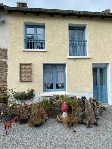 Mille Fleurs Cottage Meneac Экстерьер фото